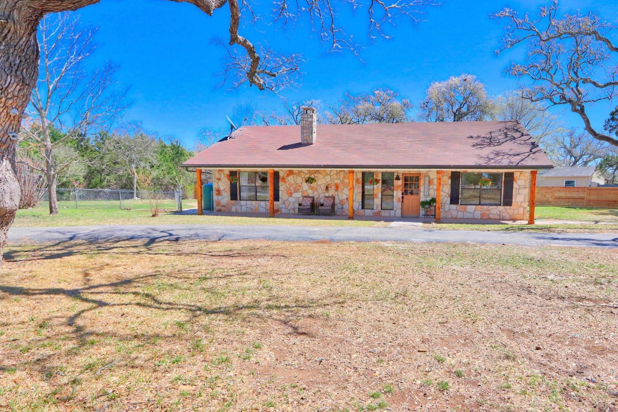 Pancho And Lefty'S - Place Wimberley Dış mekan fotoğraf